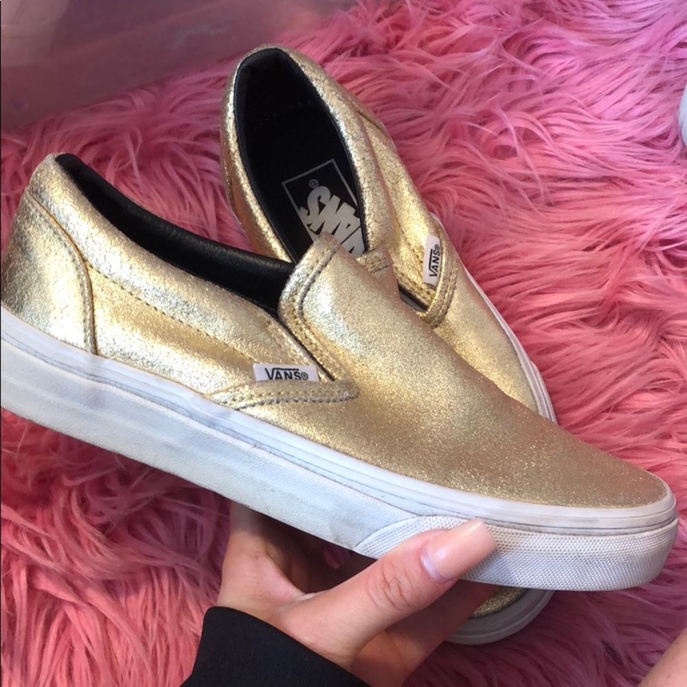 Vans - Picture 2 of 2